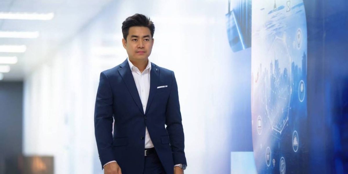 นายกิตติพันธ์ ศรีบัวเอี่ยม ประธานเจ้าหน้าที่บริหาร PROEN